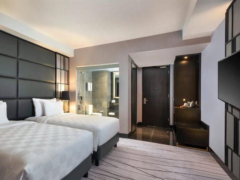 Grand Swiss-Belhotel Darmo สุราบายา ภายนอก รูปภาพ