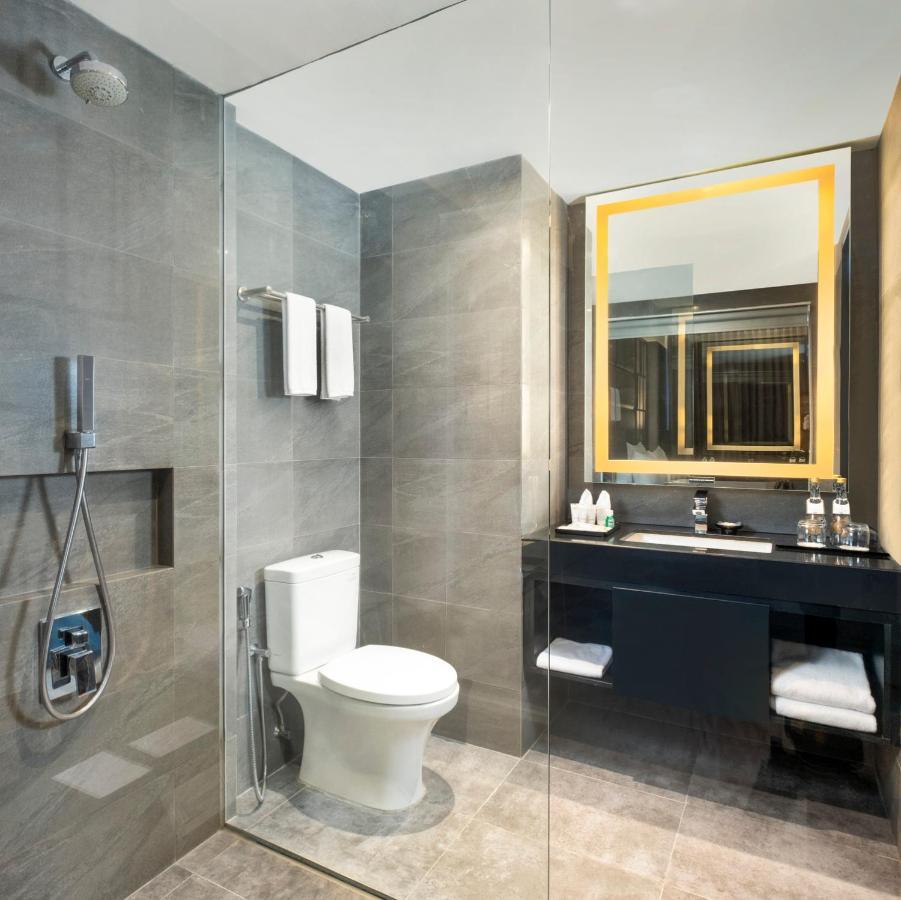 Grand Swiss-Belhotel Darmo สุราบายา ภายนอก รูปภาพ