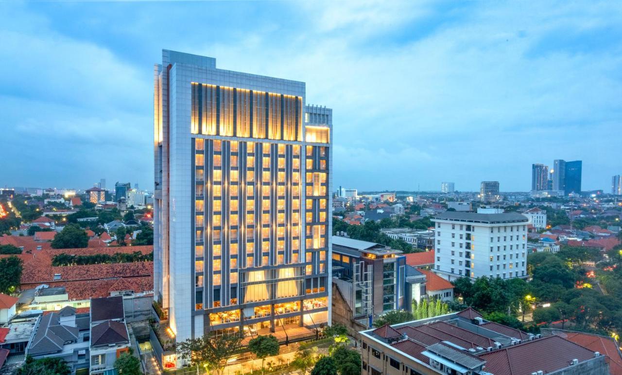 Grand Swiss-Belhotel Darmo สุราบายา ภายนอก รูปภาพ