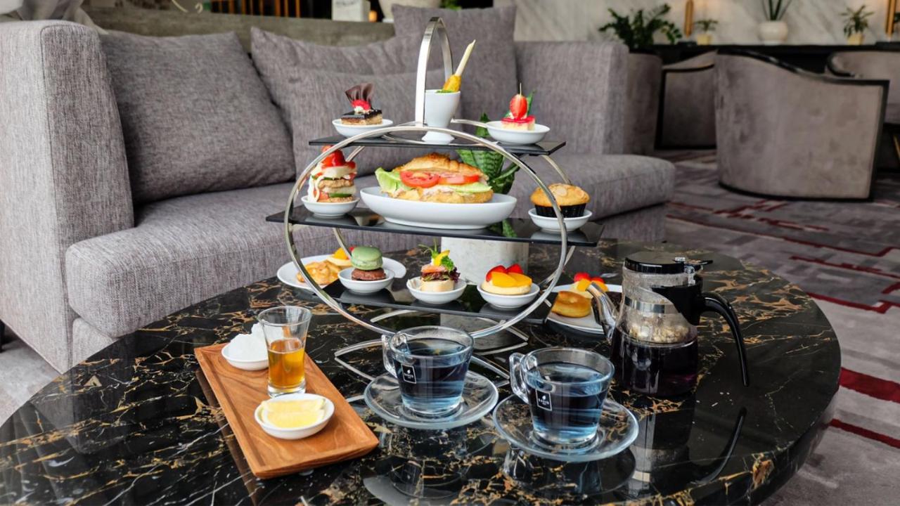 Grand Swiss-Belhotel Darmo สุราบายา ภายนอก รูปภาพ