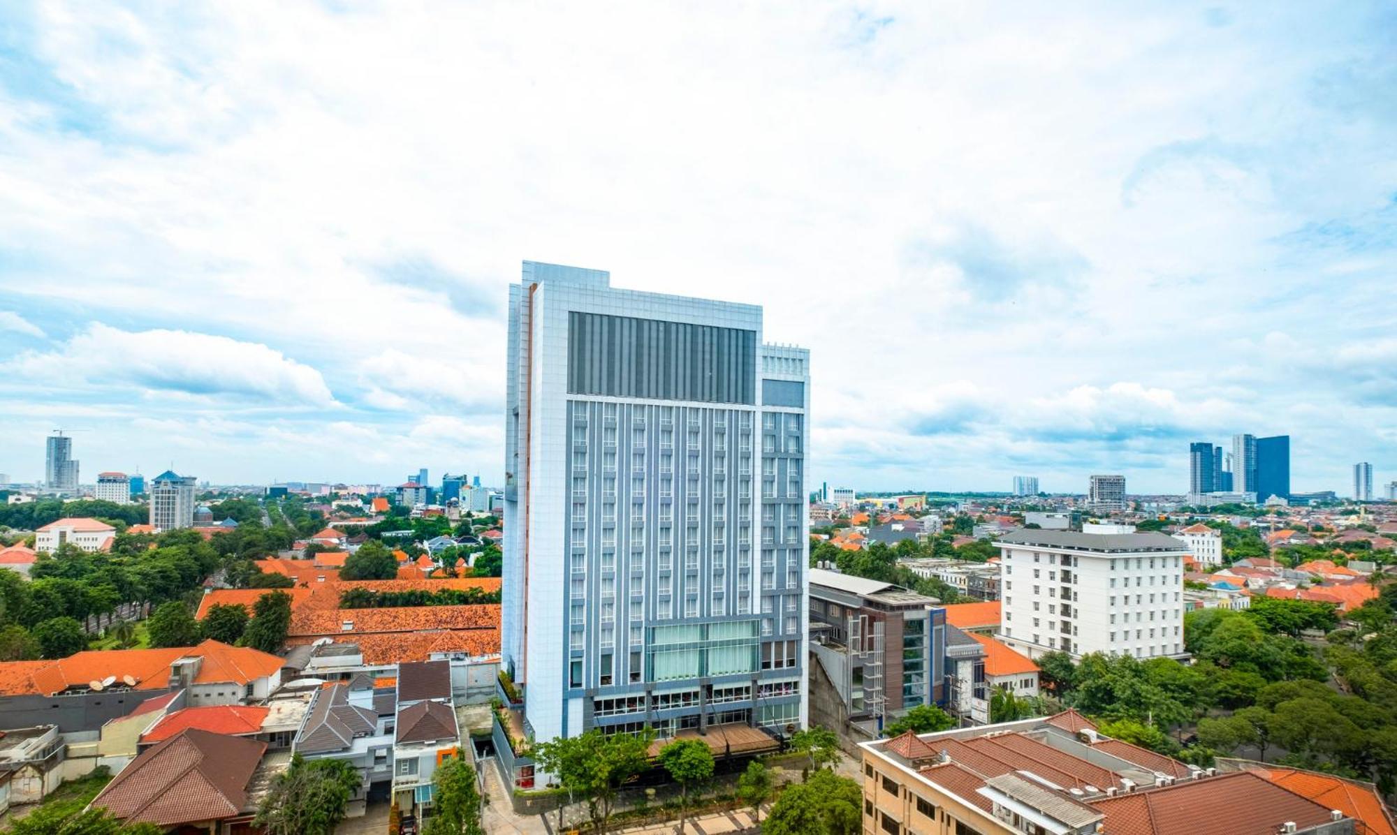 Grand Swiss-Belhotel Darmo สุราบายา ภายนอก รูปภาพ